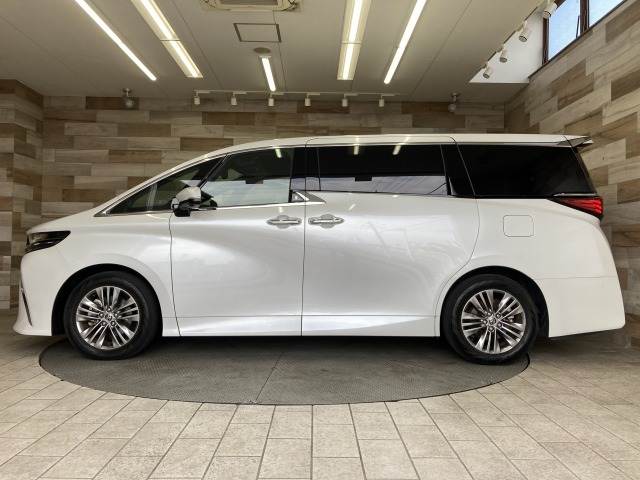 トヨタ&nbsp;アルファードの画像16