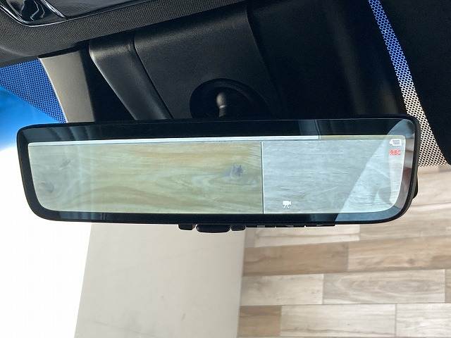 ハリアーハイブリッドZ “Leather Package” 内装他