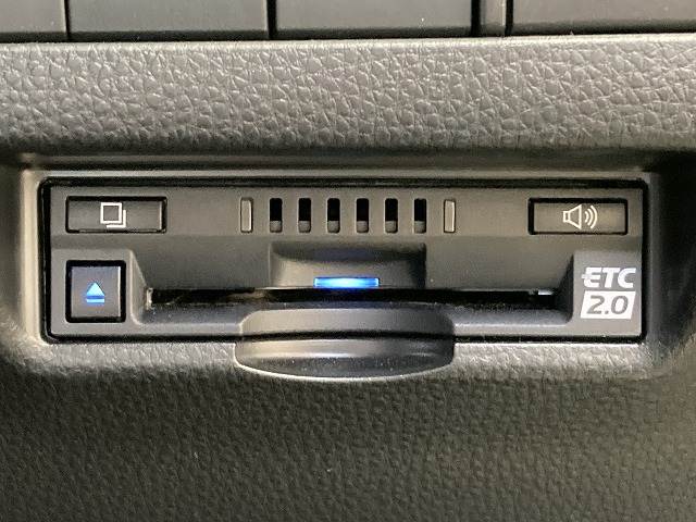 トヨタ ハリアーハイブリッドの画像11