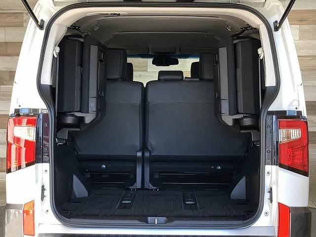 三菱&nbsp;デリカD5の画像14