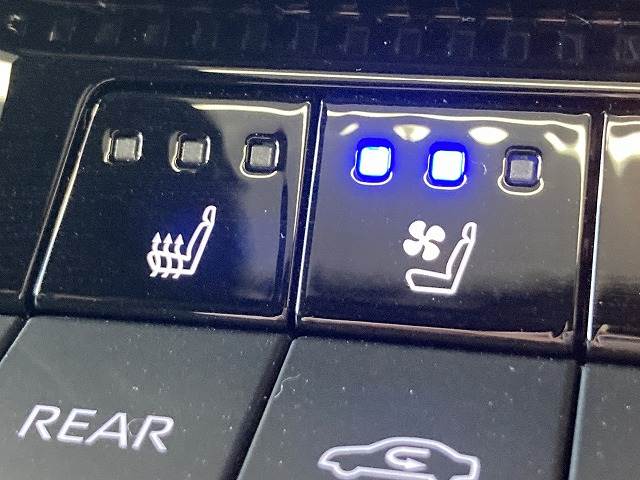 トヨタ&nbsp;ランドクルーザー250の画像9