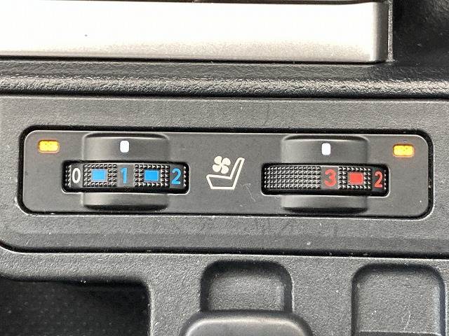 トヨタ&nbsp;ランドクルーザープラドの画像9