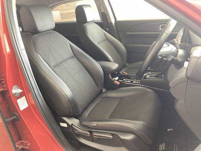 ホンダ&nbsp;ヴェゼルハイブリッドの画像12