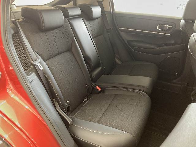 ホンダ&nbsp;ヴェゼルハイブリッドの画像13