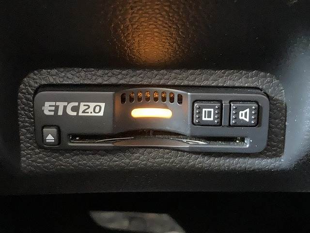 ホンダ ヴェゼルハイブリッドの画像8