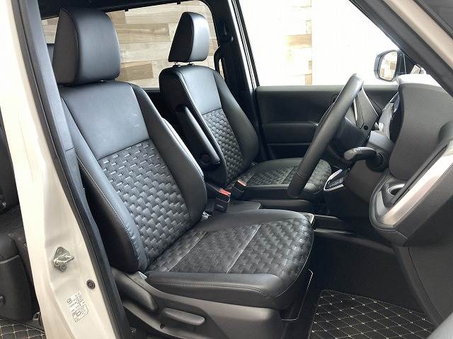 トヨタ&nbsp;ヴォクシーハイブリッドの画像11