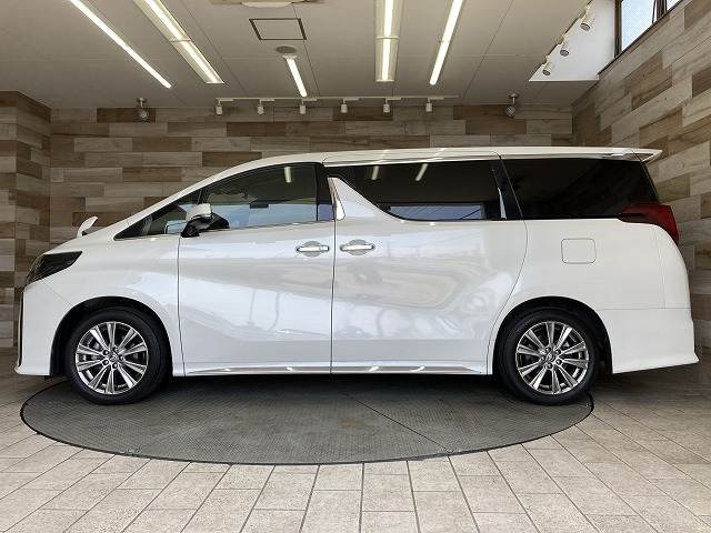 トヨタ&nbsp;アルファードの画像16