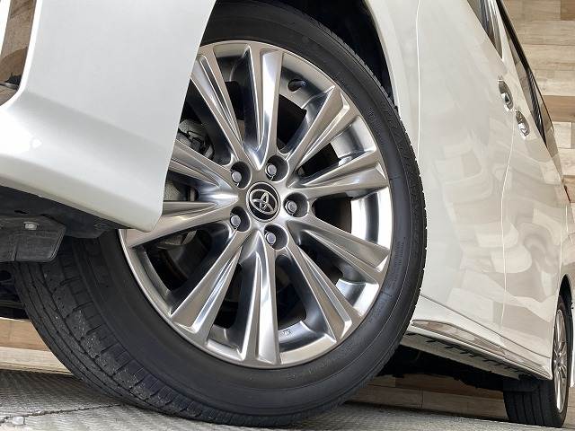 トヨタ&nbsp;アルファードの画像19