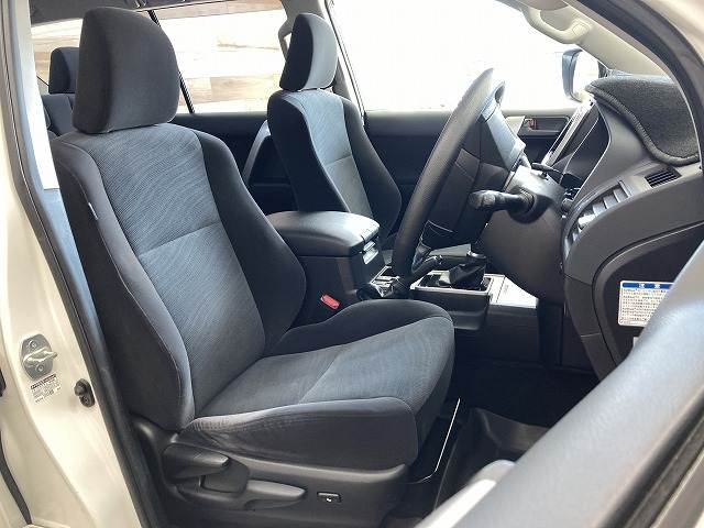 トヨタ&nbsp;ランドクルーザープラドの画像11