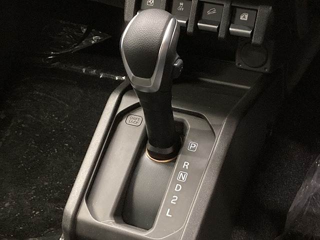 ジムニーノマドFC 内装他