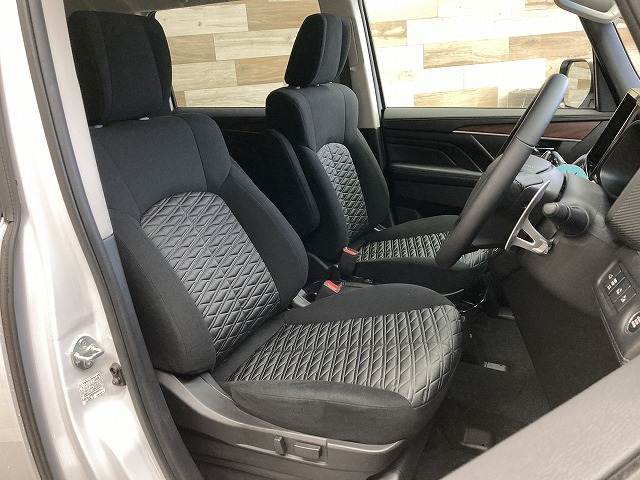 三菱&nbsp;デリカD5の画像11