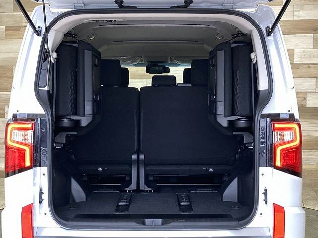 三菱&nbsp;デリカD5の画像14