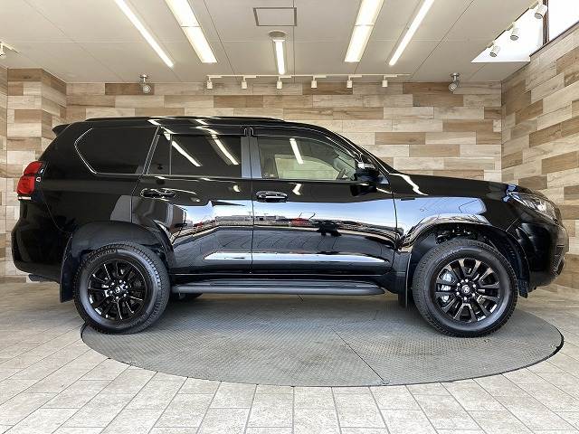 トヨタ ランドクルーザープラドの画像17