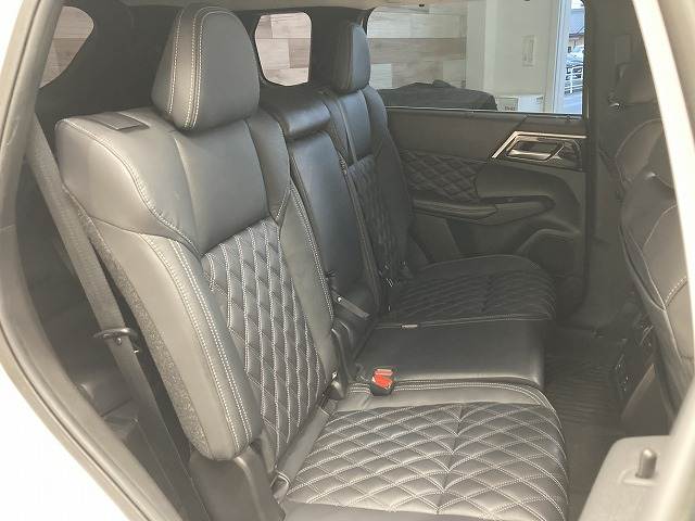 三菱&nbsp;アウトランダーPHEVの画像12