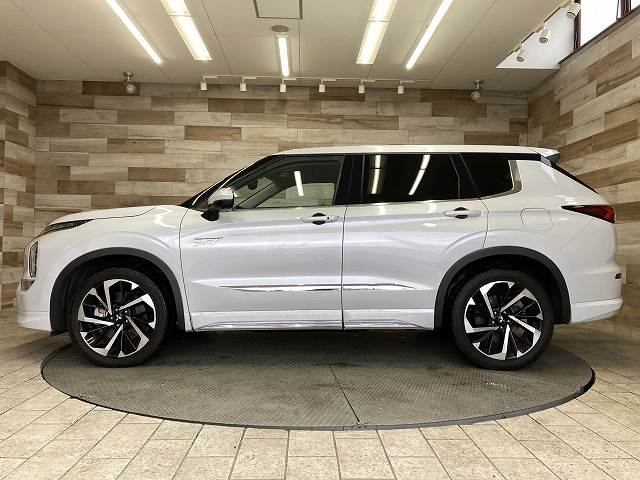 三菱&nbsp;アウトランダーPHEVの画像16