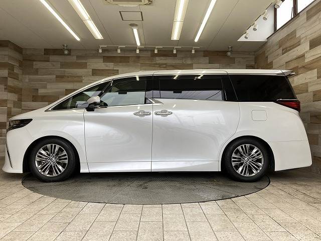 トヨタ&nbsp;アルファードの画像16
