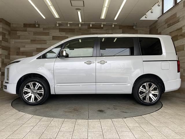 三菱&nbsp;デリカD5の画像16