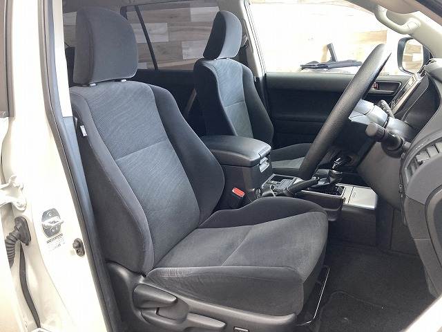 トヨタ&nbsp;ランドクルーザープラドの画像12