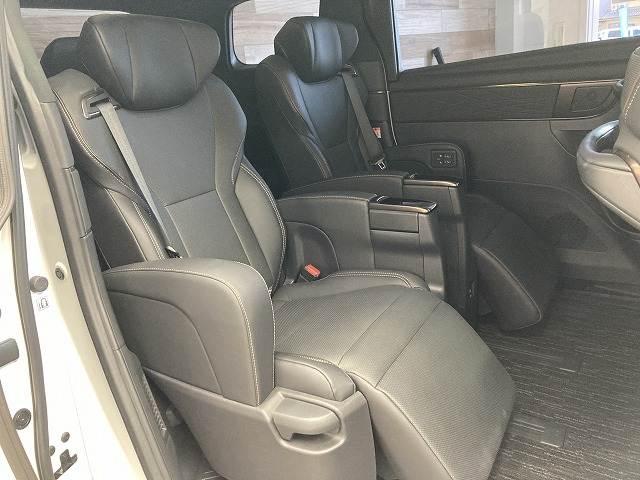 トヨタ&nbsp;アルファードハイブリッドの画像12