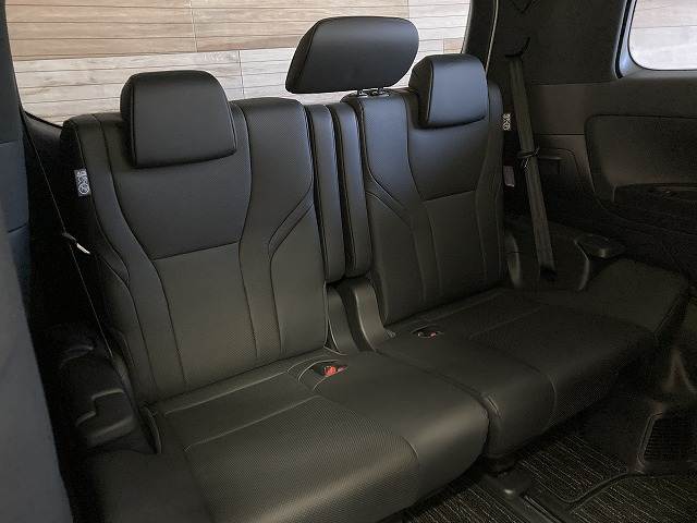 トヨタ&nbsp;アルファードハイブリッドの画像13