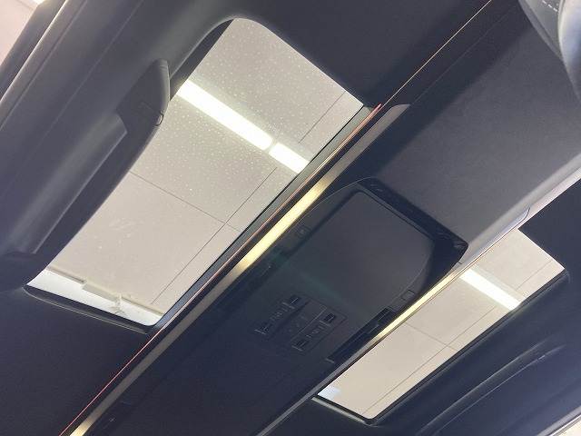 トヨタ ヴェルファイアハイブリッドの画像7