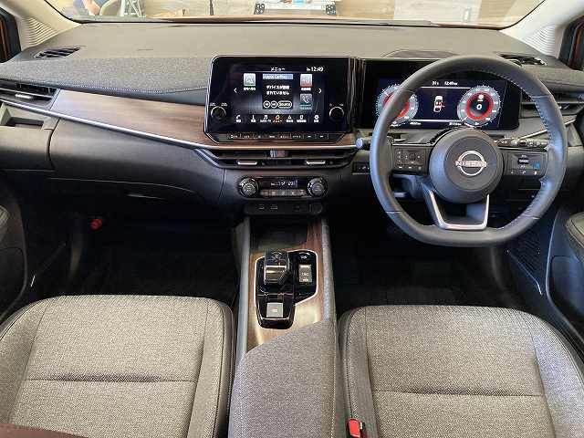 日産ノートオーラG 純正ナビ/アラウンドビューモニター/AppleCarPlay/BOSEプレミアムサウンドシステム/プロパイロット/デジタルインナーミラー/ハーフレザー/ブラインドスポットモニター/ワイヤレス充電 内装他