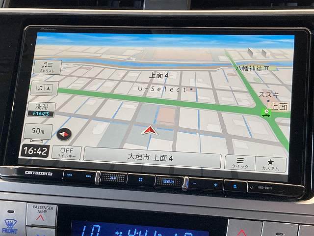 トヨタ&nbsp;ランドクルーザープラドの画像3