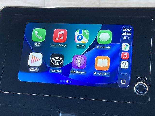 ノアハイブリッドハイブリッドS-G 純正ナビ/バックカメラ/AppleCarPlay/ユニバーサルステップ/AC100V電源/CD・DVDキット/ETC/デジタルインナーミラー/ドライブレコーダー/SZ専用17インチAW 内装他