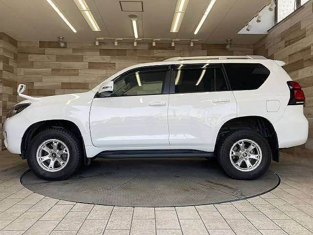 トヨタ ランドクルーザープラドの画像17
