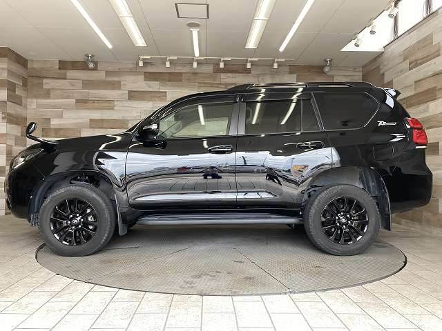トヨタ ランドクルーザープラドの画像17