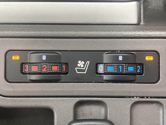 トヨタ ランドクルーザープラドの画像8