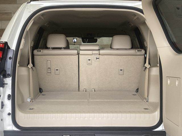 トヨタ ランドクルーザープラドの画像13