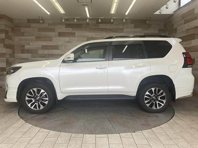トヨタ ランドクルーザープラドの画像17
