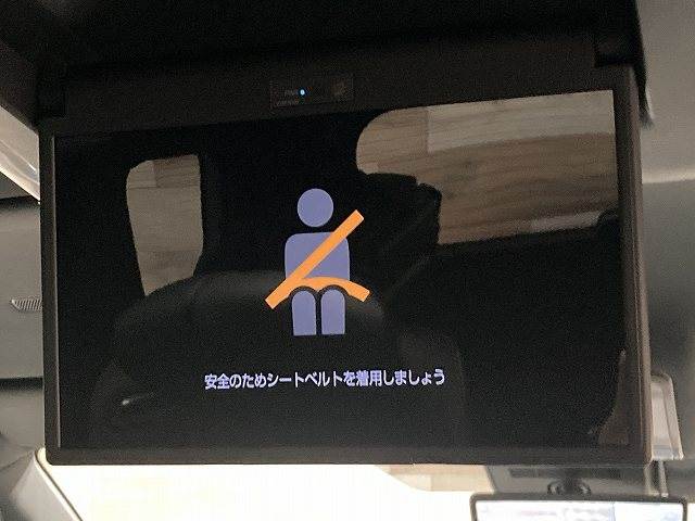トヨタ アルファードの画像7