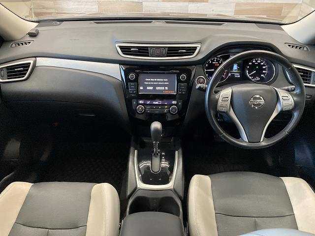 日産エクストレイルモード・プレミア HYBRID サンルーフ/純正コネクトナビ/アラウンドビューモニター/ルーフレール/ブラインドスポットモニター/シートヒーター/クルーズコントロール/ダウンヒルアシスト/オートライト/ETC/クリアランスソナー 内装他