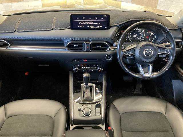 マツダCX-5XD ブラックトーンエディション 純正10.25インチディスプレイ/全周囲モニター/AppleCarPlay/ブラインドスポットモニター/電動リアゲート/ヘッドアップディスプレイ/メモリーシート/シートヒーター/ステアリングヒーター 内装他