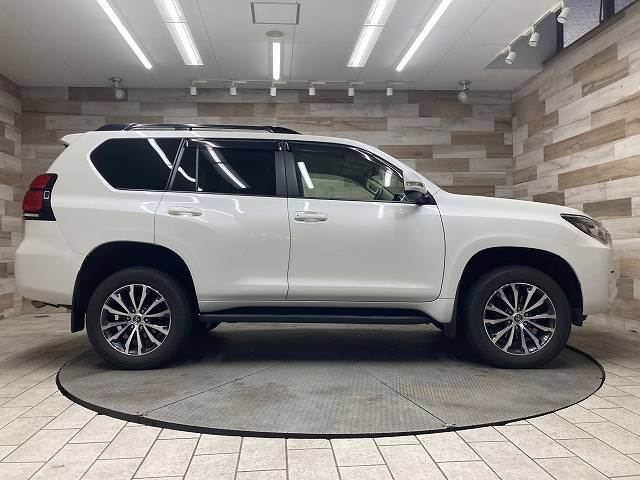 トヨタ ランドクルーザープラドの画像18