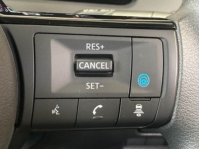 ノートX 純正9型コネクトナビ/全周囲モニター/AppleCarPlay/プロパイロット/デジタルインナーミラー/ブラインドスポットモニター/ワイヤレス充電/インテリジェントキー/クリアランスソナー/ETC 内装他
