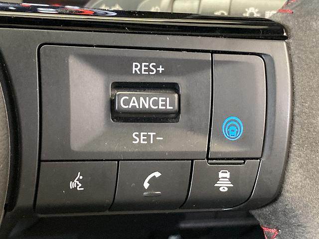 ノートオーラニスモ 純正コネクトナビ/全周囲モニター/AppleCarPlay/デジタルインナーミラー/プロパイロット/ブラインドスポットモニター/ワイヤレス充電/ハーフレザー/ツートン/ETC/スマートキー 内装他
