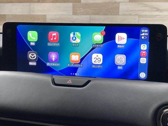 CX-60ＸＤ－ハイブリッド　エクスクルーシブスポーツ　ＡｐｐｌｅＣａｒＰｌａｙ／全周囲モニター／ＢＯＳＥプレミアムサウンド／ブラインドスポットモニター／シートヒーターベンチレーション／ステアリングヒーター／ワイヤレス充電／電動リアゲート／ＡＣ１００Ｖ 内装他