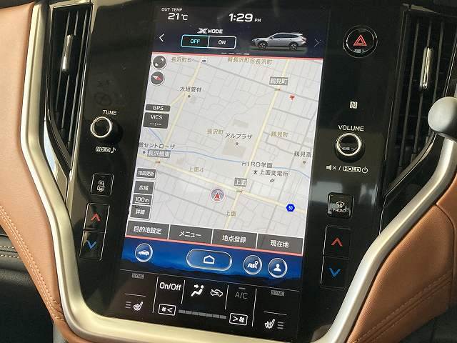 レガシィアウトバックリミテッドＥＸ　サンルーフ／ハーマンカードン／ＡｐｐｌｅＣａｒＰｌａｙ／純正１１．６インチディスプレイ／ルーフレール／茶革シート／シートメモリー／ブラインドスポットモニター／電動リアゲート／前後シートヒーター／ＥＴＣ 内装他