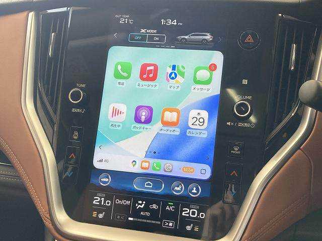 レガシィアウトバックリミテッドＥＸ　サンルーフ／ハーマンカードン／ＡｐｐｌｅＣａｒＰｌａｙ／純正１１．６インチディスプレイ／ルーフレール／茶革シート／シートメモリー／ブラインドスポットモニター／電動リアゲート／前後シートヒーター／ＥＴＣ 内装他