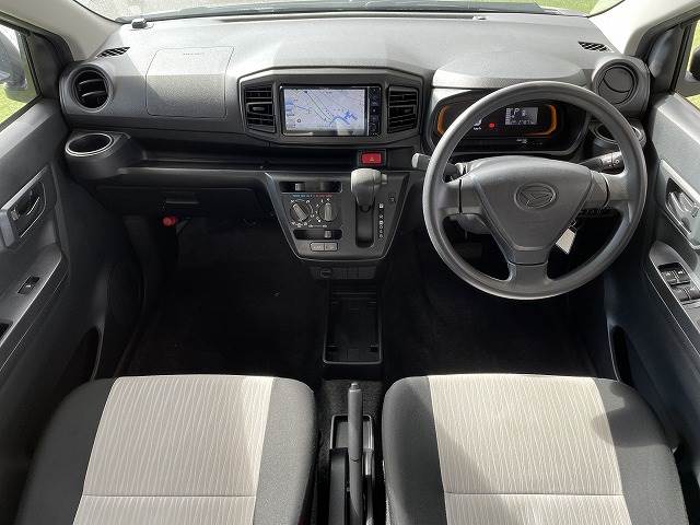 ダイハツミライースL“SAIII” 内装他