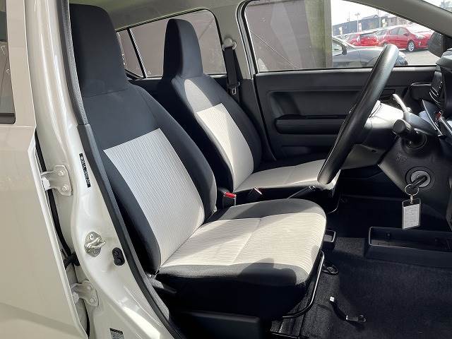 ダイハツ ミライースの画像9