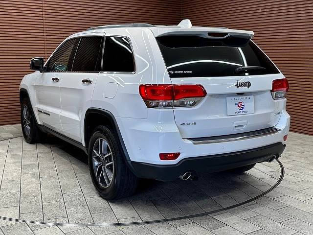 クライスラー JEEP GRAND CHEROKEEの画像17