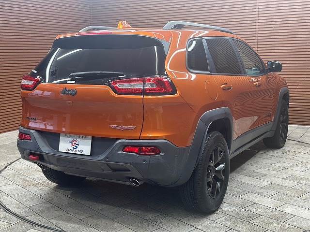 クライスラー JEEP CHEROKEEの画像16