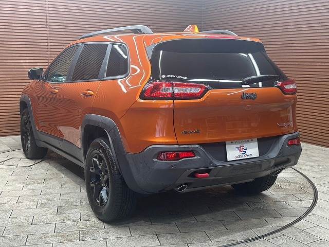 クライスラー JEEP CHEROKEEの画像17