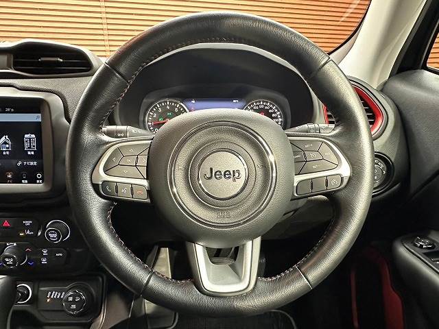 クライスラー JEEP Renegadeの画像13