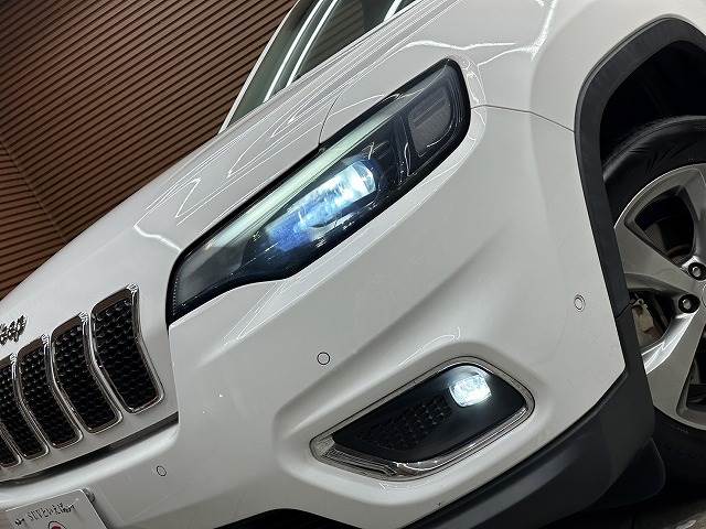 クライスラー JEEP CHEROKEEの画像20