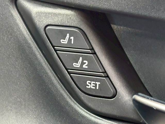 トヨタ プリウスの画像16